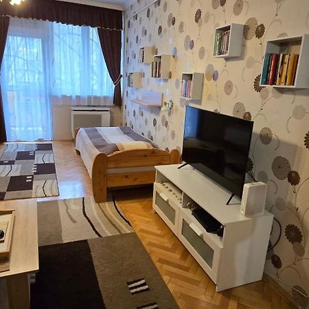 Habos Isler Apartman 16 Szolnok Exterior foto